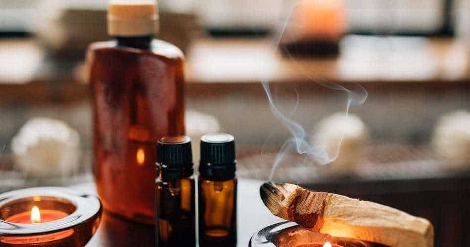 how to use palo santo